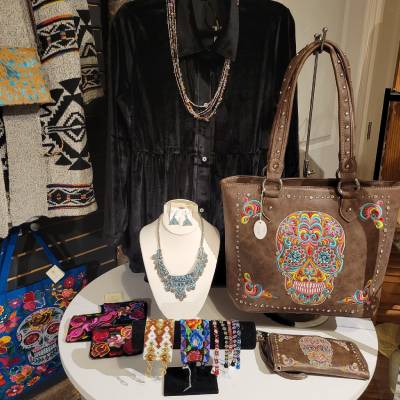BOUTIQUE ITEMS